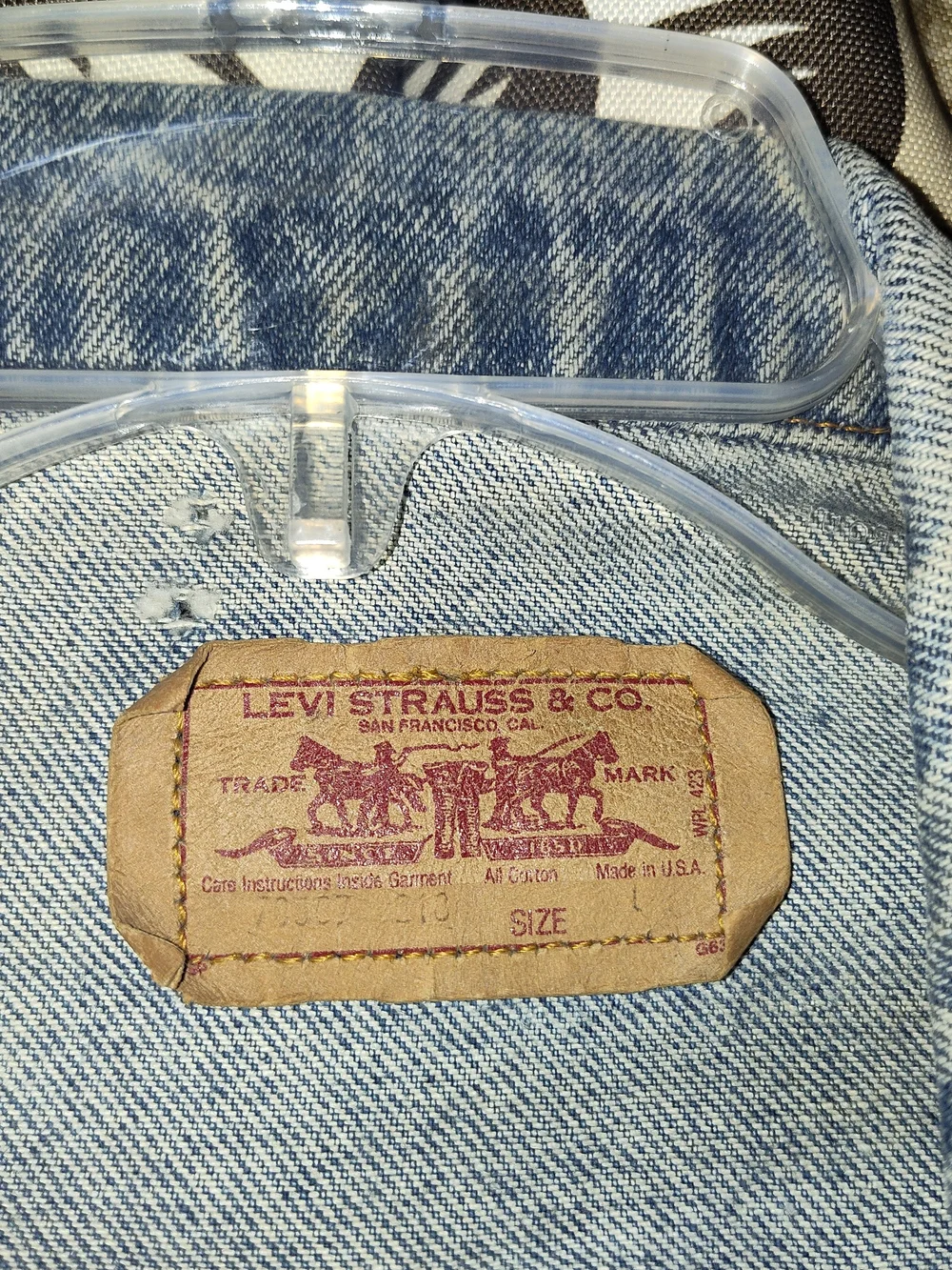 Vintage Levi's Light Blue Washed Denim Trucker Jacket Size L